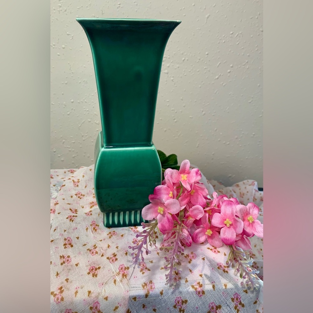 Vintage Roselane V8 Pottery Vase